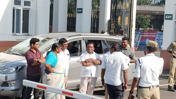 telangana-minister-seethakka