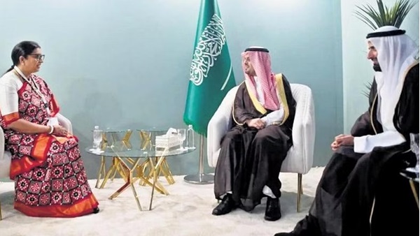 smrithi-irani- smrithi-irani-