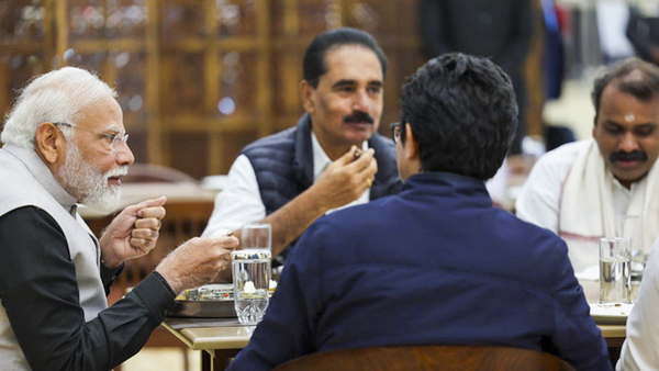 pm-modi-lunch