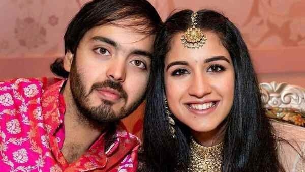 mukesh-ambani-and-family