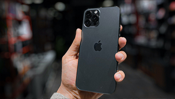 apple-profit-down-india-goes-up