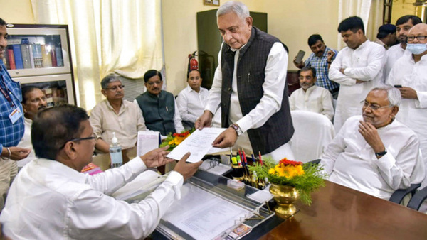 devesh-chandra-kumar devesh-chandra-kumar