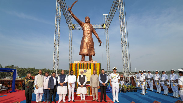 chhatrapati shivaji maharaj statue