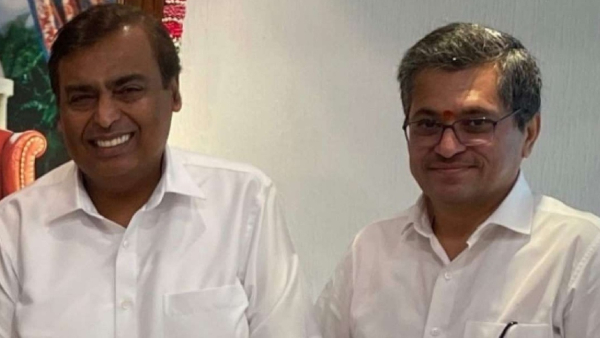 mukeshambaniandmanojmodi