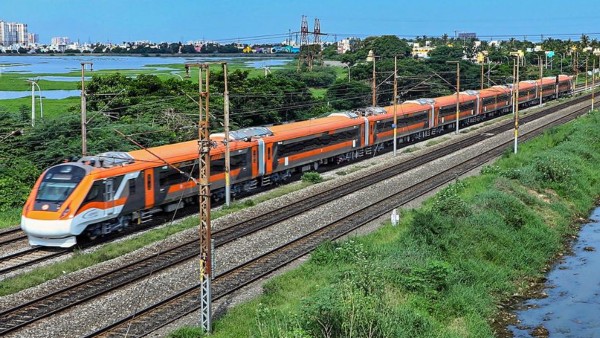 vande metro train ticket rate