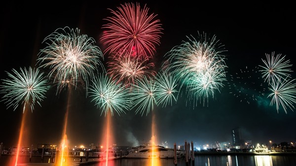 dubai-fire-works dubai-fire-works