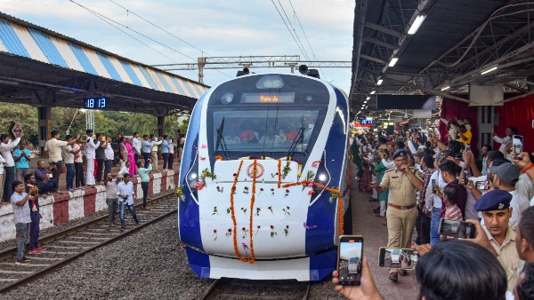VANDEBHARAT TRAIN TIME CHANGED
