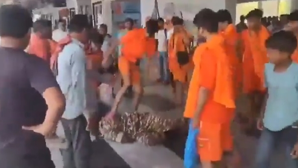 CRPF jawan beaten video