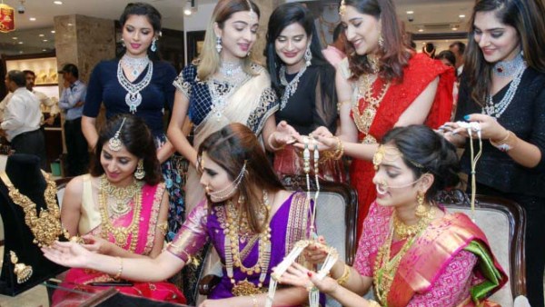 gold jewellery women should careful
