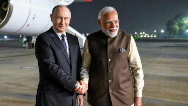 modiandputin modiandputin