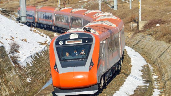 vande bharat new train for uttar pradesh on dec 9-