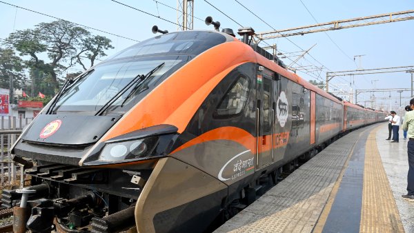 vande bharat bengaluru mangaluru trial run