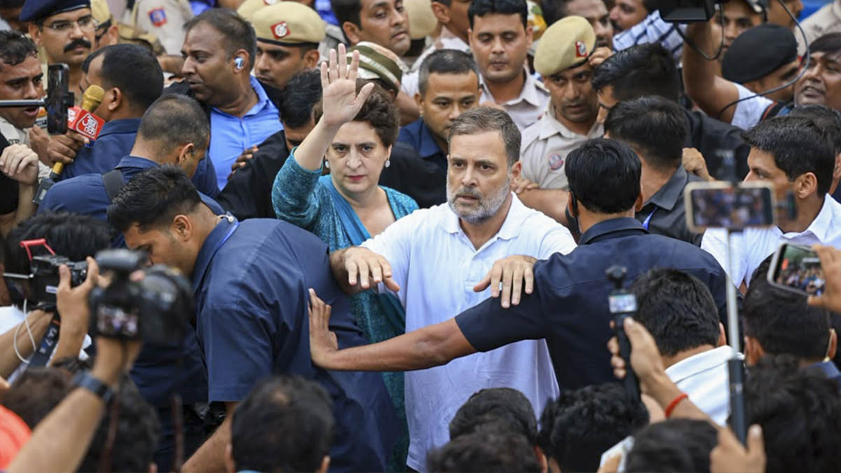 ഇന്ത്യാ സഖ്യത്തിന്റെ പ്രതിഷേധം തുടരുന്നു; രാഷ്ട്രപതിയെ കാണാൻ ശ്രമം