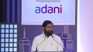 ‘मुंबईत आता एकही झोपडपट्टी राहणार नाही': एकनाथ शिंदेंकडून भव्य क्लस्टर पुनर्विकास मोहिमेची घोषणा