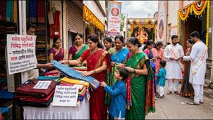 गणेशोत्सवात ‘या’ रंगाचे कपडे घालणं टाळा; बाप्पाची कृपा मिळवण्यासाठी परिधान करा ‘हे’ शुभ रंग
