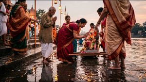 बाप्पाला द्या घरच्या घरी पर्यावरणपूरक निरोप! जाणून घ्या विसर्जनाची सोपी आणि शास्त्रोक्त पद्धत