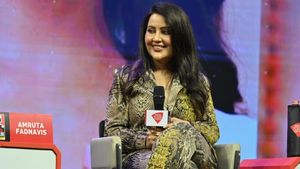 मंत्र्यांच्या बायका सर्वाधिक ट्रोल होतात, मलाच ती पदवी मिळालीये; अमृता फडणवीस यांचे थेट विधान