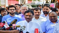 महाराष्ट्रात पाऊस'कारण', विरोधक सत्ताधाऱ्यांवर बरसले