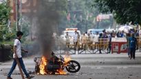 बांगलादेशातील परिस्थिती चिघळली; दिसताच क्षणी गोळ्या घालण्याचे आदेश..!