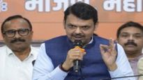 काही लोक मतांसाठी मिंधे झाले, त्यांचे ‘मार्शल लॉ' आणण्याचे मनसुबे, फडणवीसांची विरोधकांवर टीका