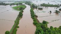 गुजरातमध्ये अतिवृष्टीमुळे अनेक ठिकाणी पूर, 29 जणांचा मृत्यू, पीएम मोदींचा मुख्यमंत्र्यांना फोन