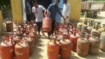 LPG Price Hike: गॅस सिलिंडर महागला, वाढलेल्या किमती आजपासून लागू