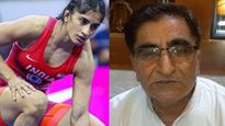 केसंच 300 ग्रॅमचे असतात कापलेही असते.! विनेश फोगटच्या सासऱ्यांचे वक्तव्य, म्हणाले - सुनेविरुद्ध कट