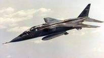 IAF Jaguars : अदृश्य राहण्याची क्षमता, अणुबॉम्ब टाकण्याची शक्ती! जग्वार निवृत्त करणे कितपत योग्य?