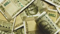 8th Pay Commission: केंद्र सरकारच्या कर्मचाऱ्यांना मिळणार खूशखबर, बेसिक पगार 18 वरुन 51 हजार होणार !