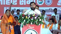 काही लोक दिल्लीत जातात गल्लीत फिरतात मला मुख्यमंत्री करा म्हणतात- एकनाथ शिंदेंची उद्धव ठाकरेंवर टीका
