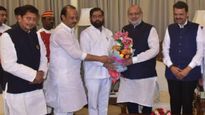 शिंदे-फडणवीसांमध्ये नाराजी..? अजित पवारांनी दूर केला दुरावा; वाचा राजभवनात नेमकं काय घडलं..