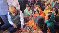 शरद पवारांनंतर अजितदादांनी घेतली संतोष देशमुखांच्या कुटुंबियांची भेट, म्हणाले- मास्टरमांईड कोणीही...