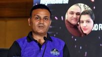 विरेंद्र सेहवाग अन् त्याच्या पत्नीत विसंवाद, इन्स्टाग्रामवर केले अनफाॅलो, वाचा किती आहे संपत्ती?