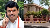 धनंजय मुंडेंच्या अडचणी वाढल्या; कृषी विभागातील साहित्य खरेदी अन् न्यायालयाने केला बडा सवाल 