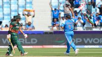टीम इंडियाच्या गोलदांजीसमोर बांग्लादेशच्या खेळाडूने गुडघे टेकले, अक्षर पटेलची हॅट्रिक थोडक्यात हूकली