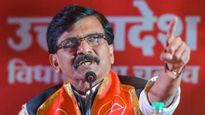 शिवरायांचा अपमान करणाऱ्यांवर कारवाई का नाही? शेपट्या घालून का बसलात? राऊतांचा फडणवीस सरकारला सवाल