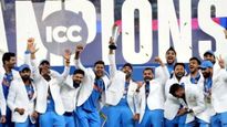 IND vs NZ : चॅम्पियन्स ट्रॉफीतील विजेते खेळाडू पांढरे जॅकेट का घालतात? यामागचे कारण काय, घ्या जाणून