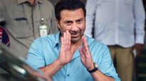 Sunny Deol Net Worth: एवढ्या संपत्तीचा मालक आहे सनी देओल, असं आहे त्याचं चित्रपट करियर