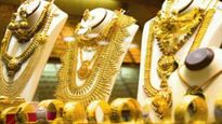 पुढच्या 2 महिन्यांत सोन्याच्या दरात मोठी घसरण होऊ शकते! कुणी केले भाकित? किती होऊ शकतात भाव? वाचा