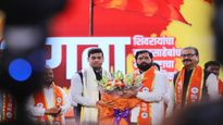एकनाथ शिंदेंना धक्क्यावर धक्के ! आता श्रीकांत शिंदेंनाही नोटीस; शिंदे गटात चाललयं तरी काय?