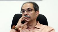सगळेचं सोडून चाललेत, मग नाशिकमध्ये ठाकरेंसोबत उरलयं तरी कोण? महिनाभरात नेमकं काय घडलं...