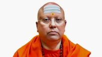 मॅनेजमेंट इन्स्टिट्यूटमध्ये 'बाबा'चा धुमाकूळ! १७ मुलींचा विनयभंग, पोलीस चैतन्यानंदच्या शोधात
