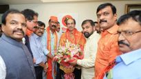 ठाकरेंना परत जोरदार धक्का बसणार ! 'हा' मोठा नेता पक्ष सोडण्याच्या तयारीत