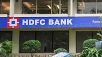 HDFC बँकेचे ग्राहकांना 'न्यू इयर गिफ्ट'; कर्जाचे व्याजदर घटले, वाचा तुम्हाला कुठे कसा फायदा मिळणार!