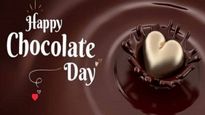 Happy Chocolate Day 2026 नात्यात विरघळेल प्रेमाचा गोडवा! 'चाॅकलेट डे च्या पाठवा 'या' 20 गोड शुभेच्छा