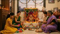 बाप्पाच्या स्वागताची जय्यत तयारी! कमी खर्चात आणि टाकाऊ वस्तूंनी अशी करा आकर्षक घरगुती आरास