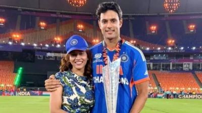 शिवम दुबे-अंजुम खानची 'हटके' लव्हस्टोरी; धर्माची भिंत ओलांडली! शिवमपेक्षा पत्नी वयाने 'एवढी' मोठी