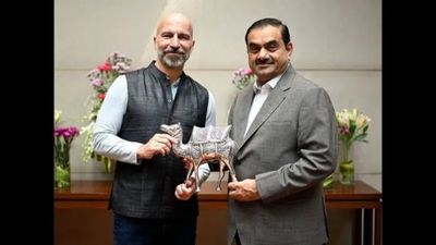 अदानी समूहाच्या सहकार्याने उबर भारतात पहिले डेटा सेंटर उभारणार