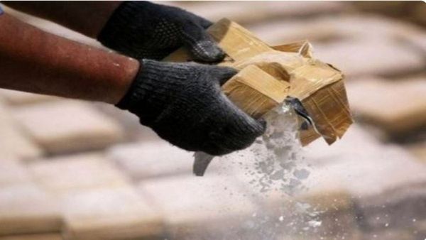 हॉटेलच्या वॉशरूममध्ये तरुणींचं ड्रग्ज सेवन; पुण्यातील धक्कादायक व्हिडिओ समोर