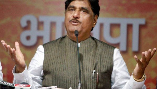 गोपीनाथ मुंडे यांना स्मृतिदिनी छगन भुजबळ यांची अनोखी श्रद्धांजली